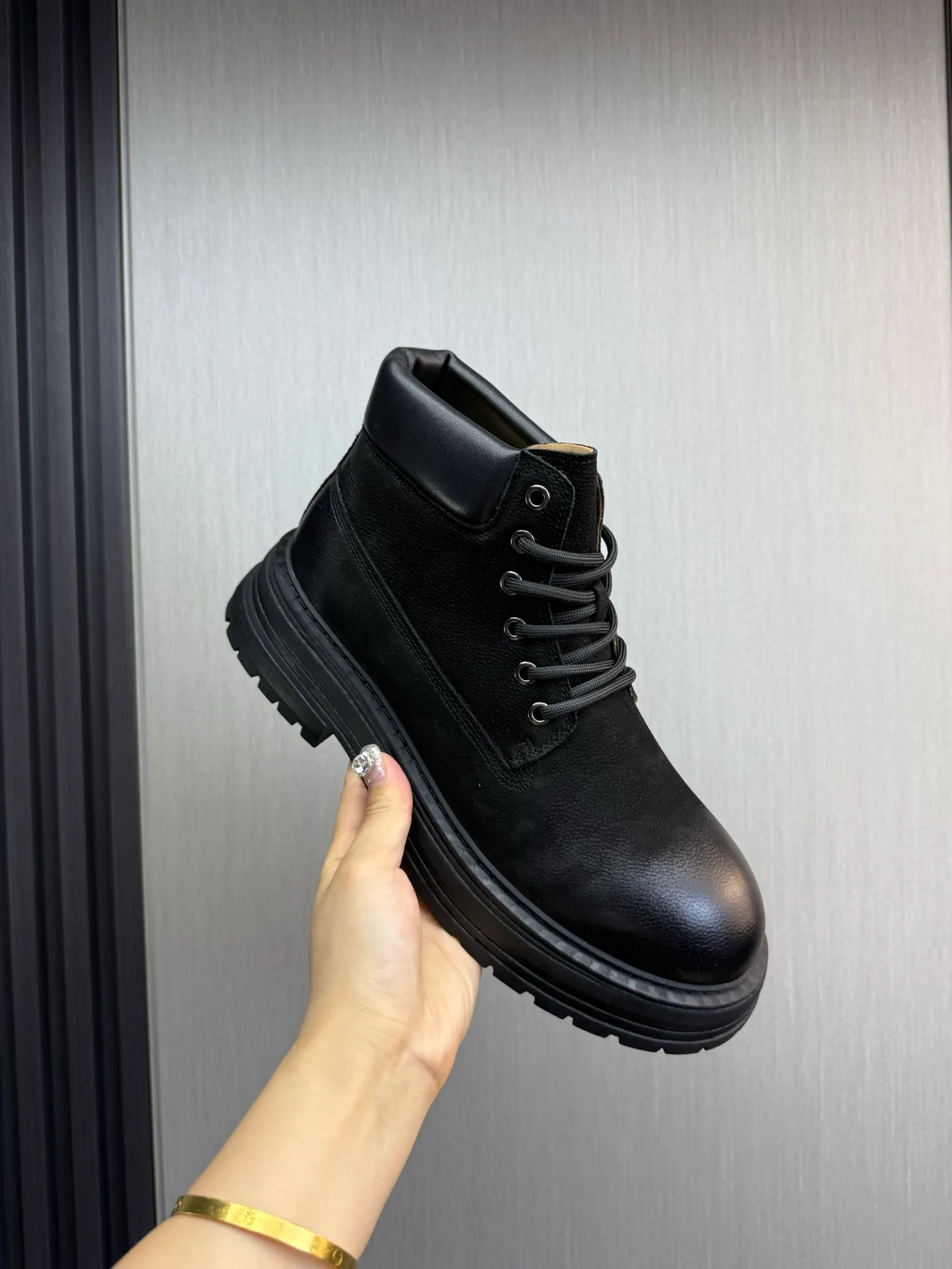 Factory price 680💰 [UGG] Men's hot winter warm boots🐑Simple and fashionable design, cowhide➕comfortable and warm wool lining. Soft and comfortable to wear, good warmth retention, and excellent foot feel. Regular size 38-45